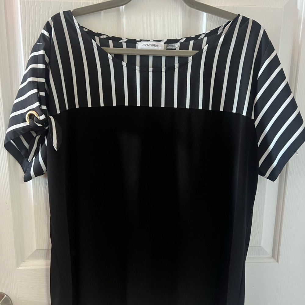 Calvin Klein Women's Black and White Striped Blouse